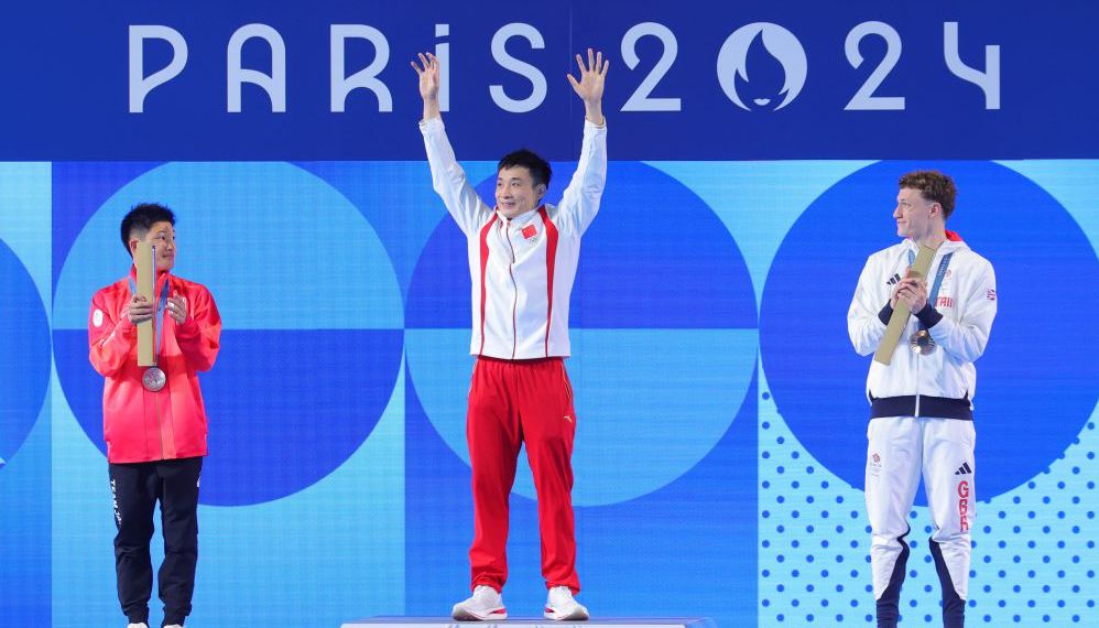 美记爆料：东契奇近期曾向湖人询问能否从雄鹿交易到字母哥