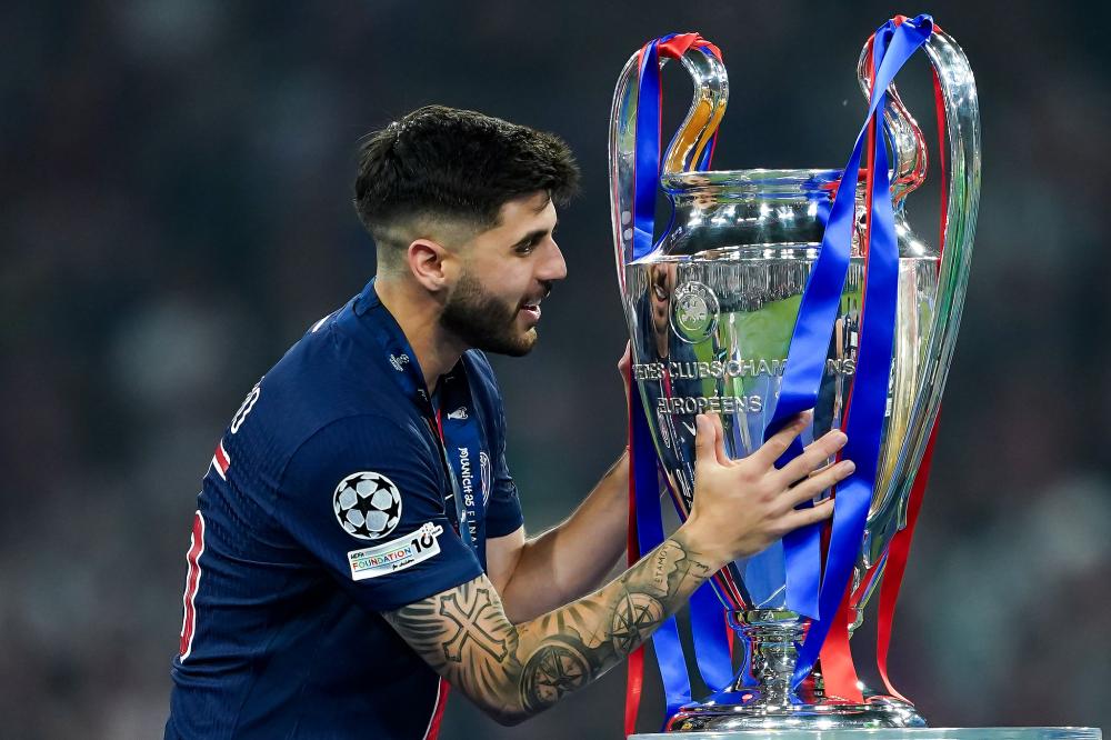 德罗西拿到执教热那亚首胜，目前带队成绩1胜2平保持不败